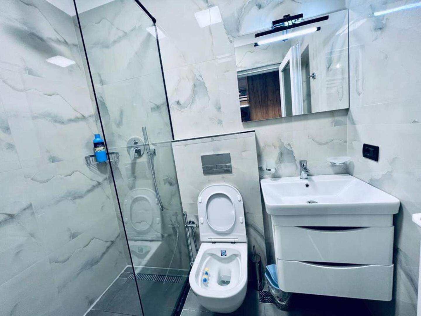 Comfy Studio In City Center Tirana Zimmer foto